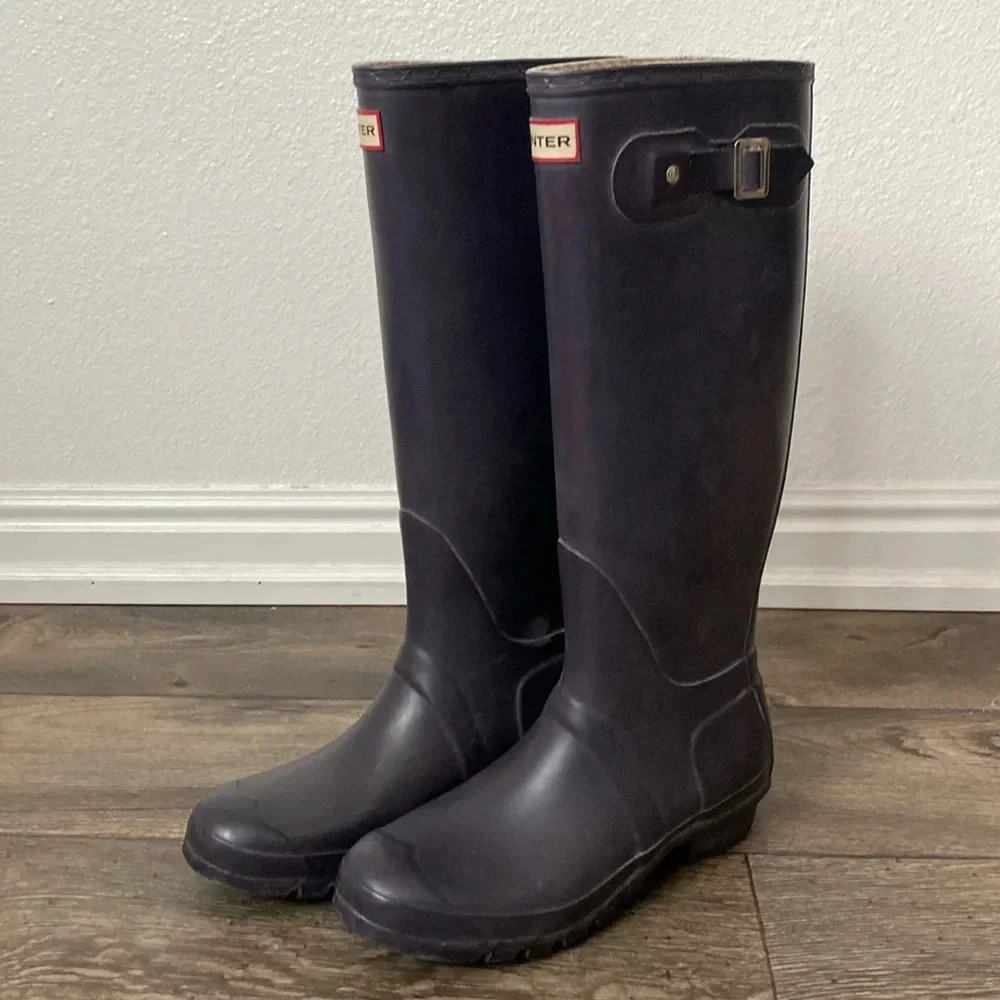 Hunter Original Tall Wellington Dark Purple Rain Boots